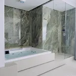Omi 4* Caserte