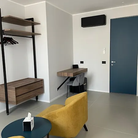 Nocleg ze śniadaniem Omi Caserta